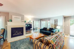 Image of Sea Colony Tennis 1st-floor condo with basketball court & tennis court