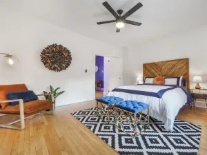 Image of MidCentury Modern Suite with Hudson River\/Mt Beacon Views