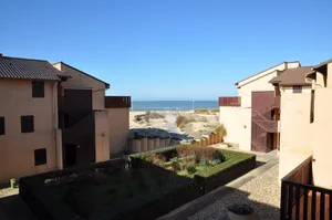 Image of Appartement dans une résidence donnant directement sur la plage.Situation au calme 60801
