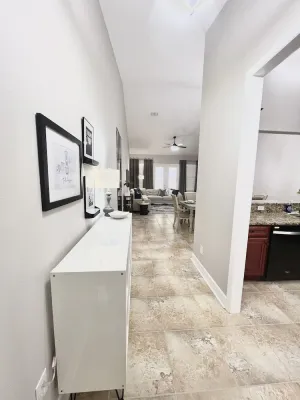 Image of Cozy home, close to restaurants and both hospitals