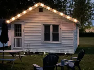 Image of Charming One Bedroom Lake Erie Cottage in Geneva-On-The Lake