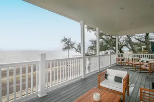 Image of White Breeze