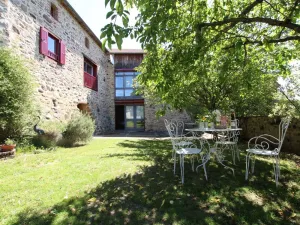 Image of Charming Farmhouse Retreat in Auvergne with Terrace, Garden & Modern Amenities