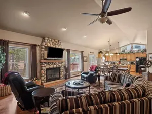 Image of Rustic & Cozy 4BR - Fenced In Spacious Deck, BBQ