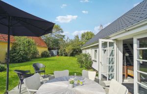 Image of 3 bedroom gorgeous home in Asaa