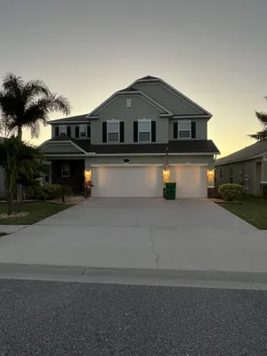 Image of 5 Bdr, 7miles-Beach 50 min to Disney 2 Master’s 1 on 1st Fl HEATED POOL GAMEROOM