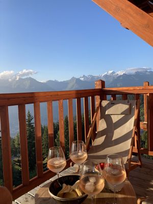 Image of Spacious duplex, 3 bedrooms, 6-8 people, panoramic view, swimming pool, ski-in ski-out