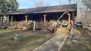 Image of Spacious Cabin with Open Floor Plan located Right in Town!