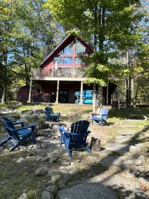Image of Lakefront on Wallenpaupack with Hot Tub - Pet Friendly