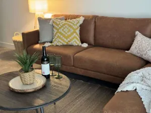 Image of Devonport CBD Modern Loft