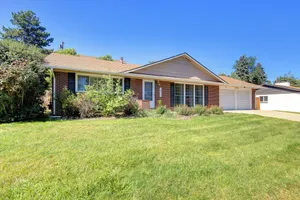 Image of Family Retreat! Quiet - ☀By Denver & Mountains☀, New Hot Tub! Sleeps 10!