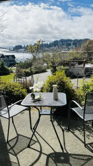 Image of Great Harbor View Entire 2Br & 2Ba Vacation\/Getaway Unit