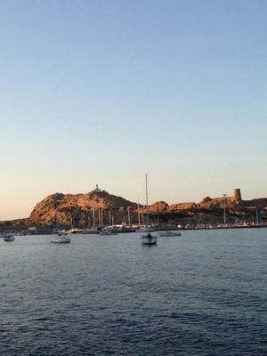 Image of pretty house in duplex courtyard garden Cassano 20 'beach Calvi \/ Ile-Rousse