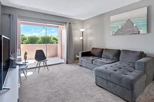 Image of Cozy Cubs Condo Walking Distance Cubs Stadium