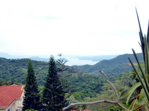 Image of Sang Yoo Mountain View Tagaytay Bed and Breakfast - Taal Lake View