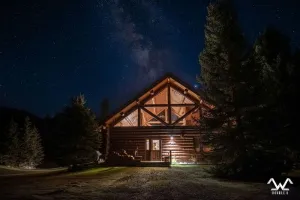 Image of Winter Wonderland Cabin! Sleeps 12! Awesome Hot Tub and Fireplace!