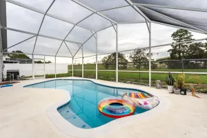 Image of East Orlando Getaway - 3BR/2BTH - *Pool *Parking