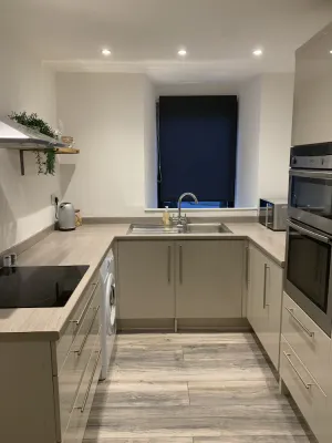 Image of (CL) Large spacious central flat