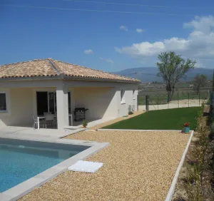 Image of at the foot of the ventoux new quiet villa
