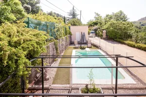 Image of Chante Quinson - Charmant apt avec piscine