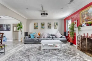 Image of Smart House, treadmill and family friendly