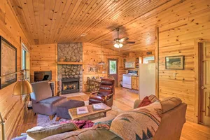 Image of Mountain View Cabin w\/ Wraparound Deck!