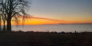 Image of Cheerful House on Lake Erie