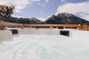 Image of *New* Chalet Mandarine, luxury chalet for 13 people w\/sauna and jacuzzi