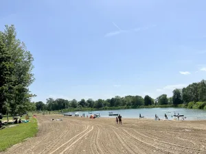 Image of Newly-renovated 3-bedroom GetAway on a 40-acre Park, Beach & Lake