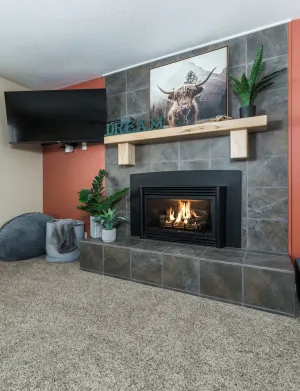 Image of Excellent Home, In Town, Come Play, Enjoy Lava