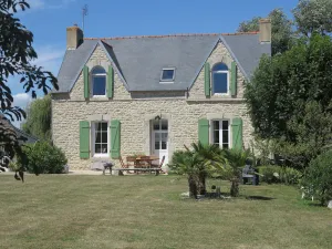 Image of Old house, *** privileged frame, near Pors Carn, the Torch