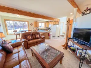 Image of Comfortable Townhome - Mountain Views