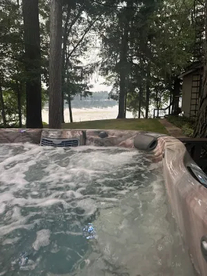 Image of Hot tub, fishing, lake front-relax! retreat Sleeps 13