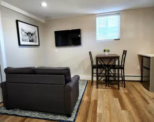 Image of Cozy studio apartment at the base of South Table Mountain