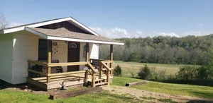 Image of Sweeton Creek cozy cabin just minutes from Lake Norfork