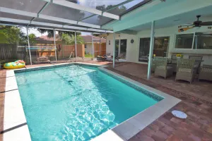 Image of Heated Pool 3bdr 2bth Close to Downtown