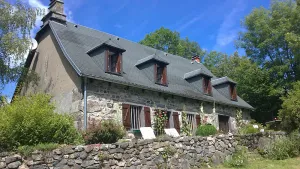 Image of Old farmhouse restored warm decoration comfortable on a 3ha plot