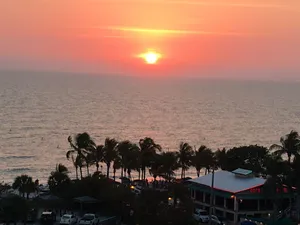 Image of Beautiful 1 Bedroom Condo - Steps to the Gulf Coast - Relax and Enjoy the Beach