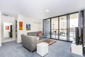 Image of 24 Amazing Adelaide Tce 2br 2ba Location