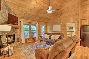Image of Cozy Cabin at a Mountain Resort 4 Mi to Downtown!