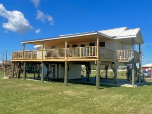 Image of Humble Heaven - Beachfront - Island Realty