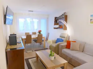 Image of Apartment Barzettes-Vacances 553 - Entrée N- 14 by Interhome