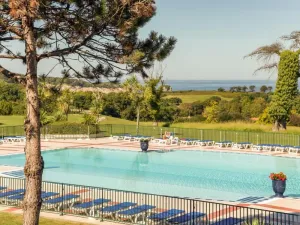 Image of T2 Charmant avec Piscine et Parking, Proche Hendaye - FR-1-239-1005