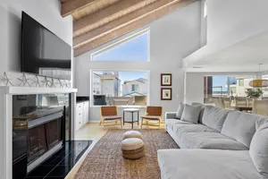 Image of 3612O Hollywood Beach Inboard home Pet Friendly!