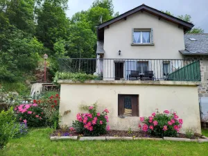Image of House 3 nights minimum.