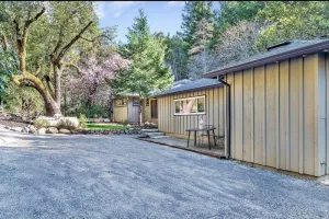 Image of Perfect Wine Country Getaway Clean & Comfy