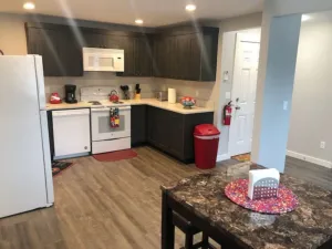 Image of 3143 Dover #3 · NEW Modern QUALITY Apartment #3 - Goodson