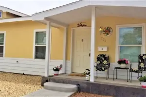 Image of Downtown Alamosa 3 Bedroom 2 Bath Home