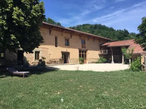 Image of Dauphinoise adobe farmhouse in the heart of a Vercors horse stud farm