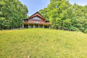 Image of Spacious Log Cabin in Fairland, 1 Mi to Grand Lake